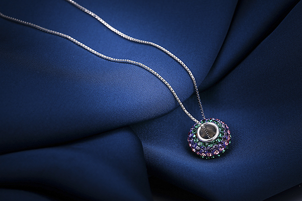 珠宝产品摄影场景图的设计与拍摄技巧